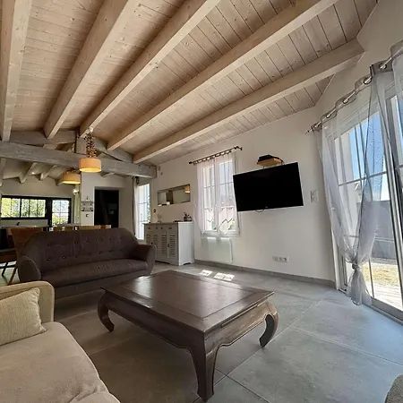 Maison Familiale Au Coeur De Saint-denis-d'oleron, Jardin Clos, Proche - Fr-1-246a-372 Feriehus *