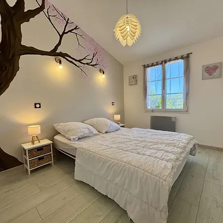 Maison Familiale Au Coeur De Saint-denis-d'oleron, Jardin Clos, Proche - Fr-1-246a-372 *