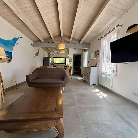 Maison Familiale Au Coeur De Saint-denis-d'oleron, Jardin Clos, Proche - Fr-1-246a-372 *