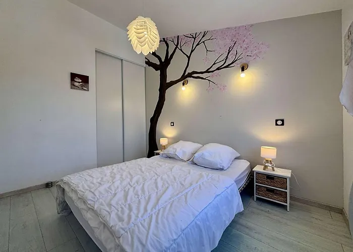 بيت للعطل Maison Familiale Au Coeur De Saint-denis-d'oleron, Jardin Clos, Proche - Fr-1-246a-372