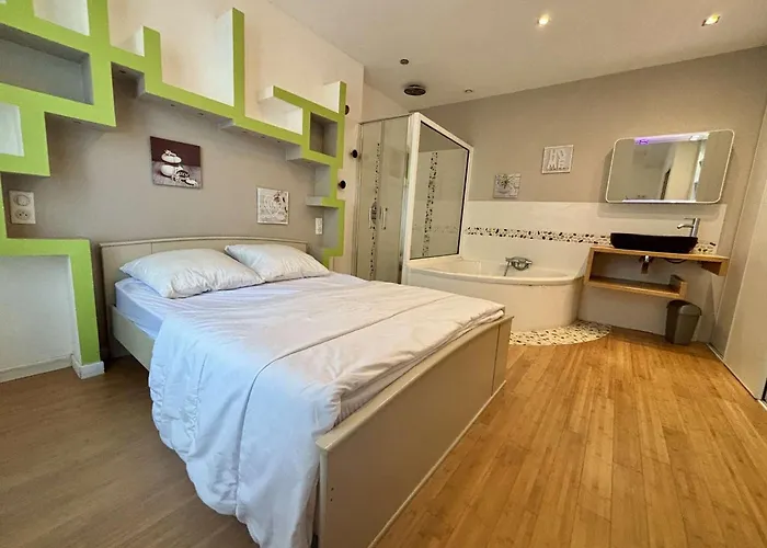 Maison Familiale Au Coeur De Saint-denis-d'oleron, Jardin Clos, Proche - Fr-1-246a-372 * Saint-Denis-dʼOléron